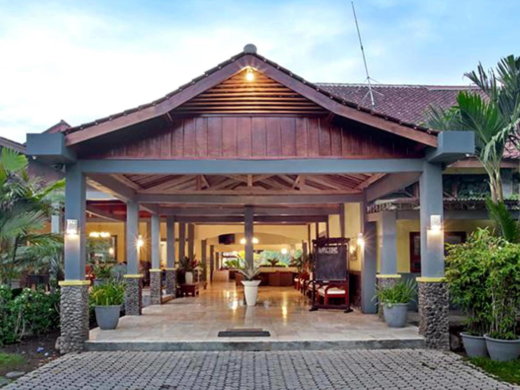 Margo Utomo Hill View Resort Banyuwangi  Exterior foto